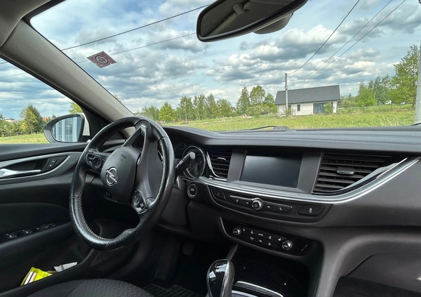 Opel Insignia cena 71199 przebieg: 93500, rok produkcji 2018 z Biała małe 46